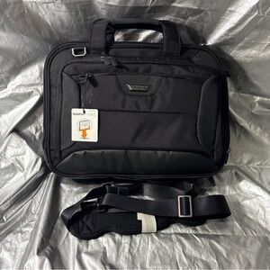 Targus Corporate Traveler Laptop Briefcase 16” for Slim Commute CUCT02UA14S